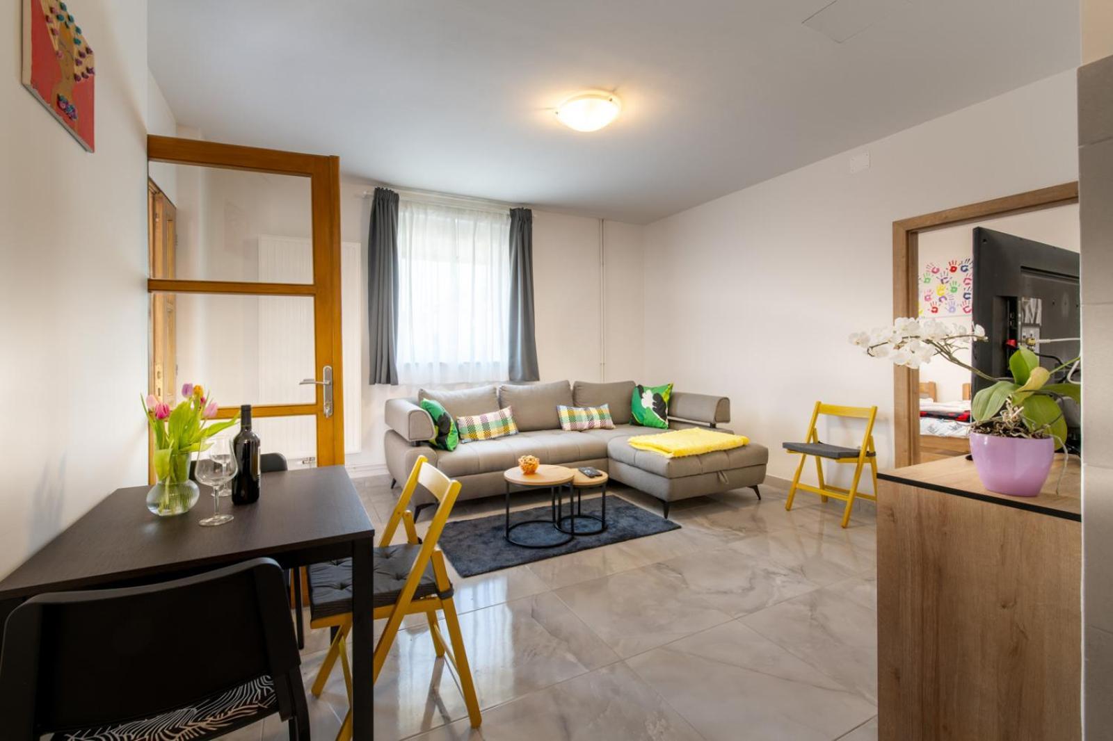 Apartman Jabuka Daire Karlovac Dış mekan fotoğraf